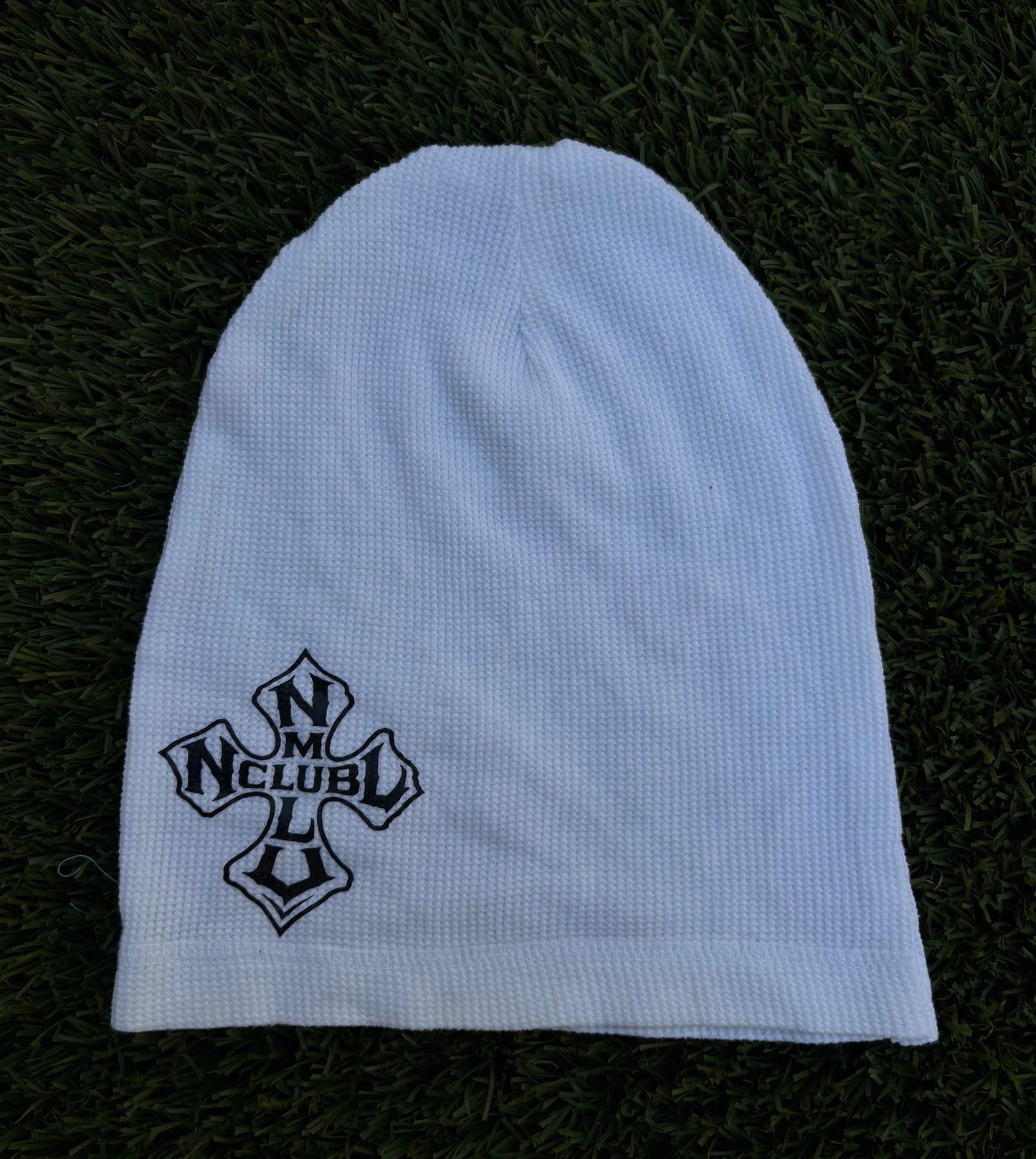 white skully (size 2 locs & longer hair)