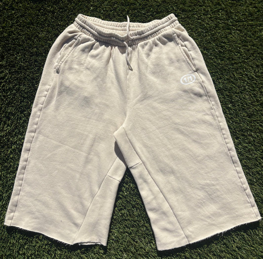 Cream 3/4 sworts