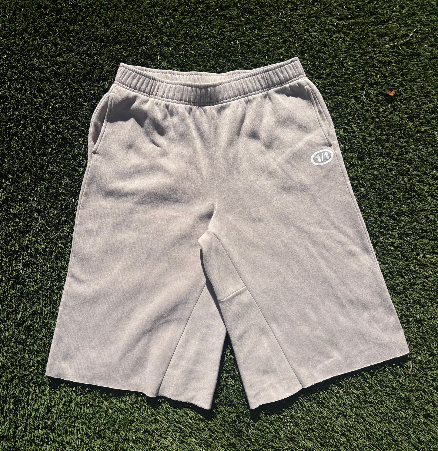 Cream 3/4 sworts
