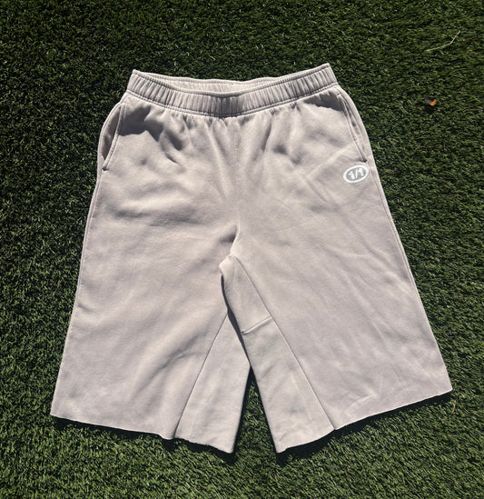Cream 3/4 sworts