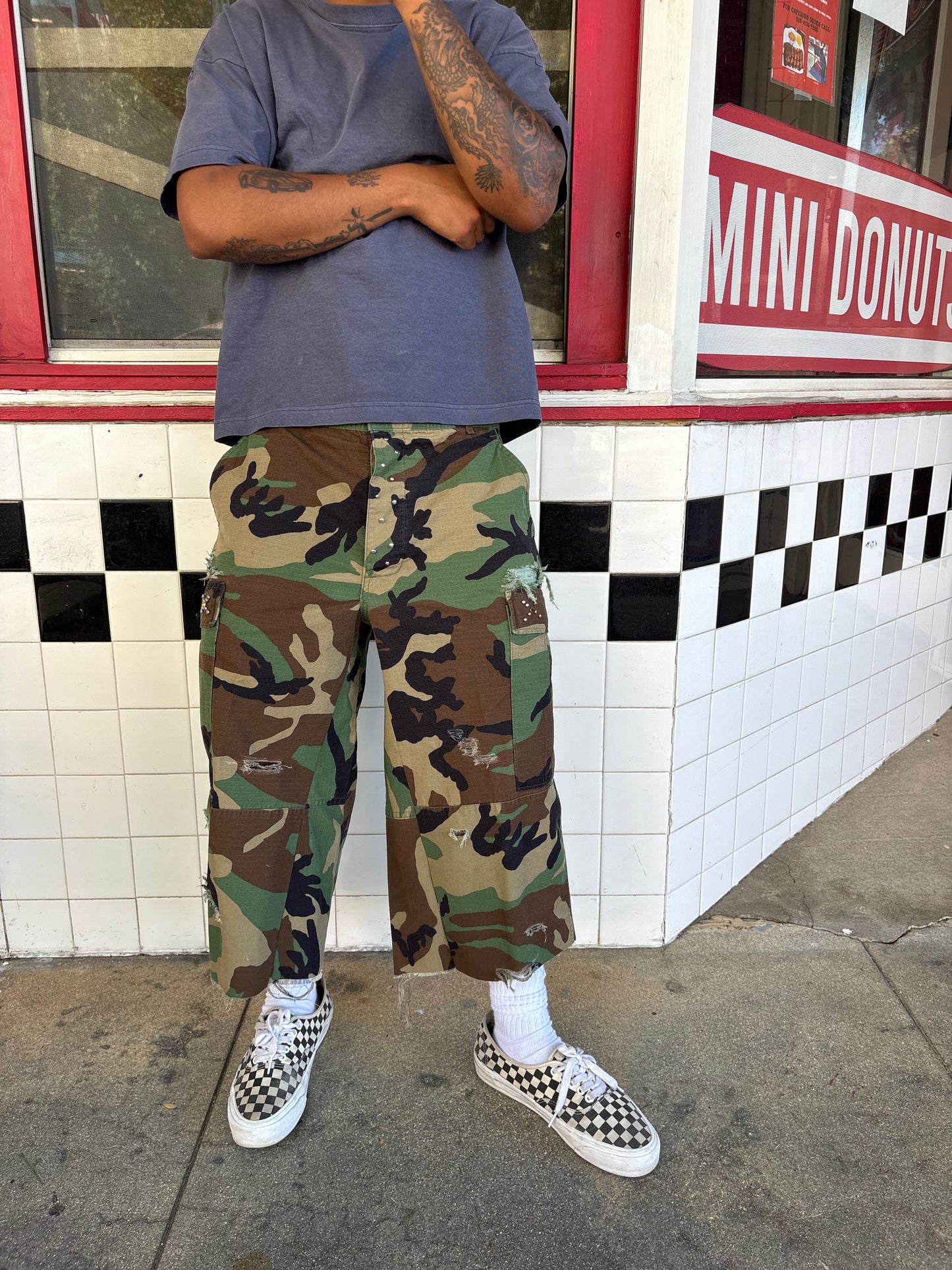 Graffiti Camo shorts
